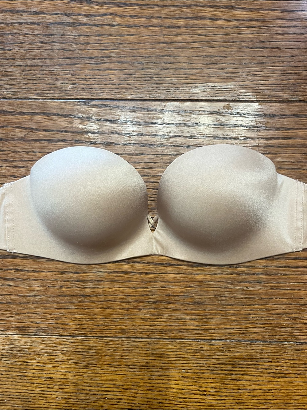 Victorias Secret Bombshell Plunge Bra Add-2-Cups Push Up Strapless Beige